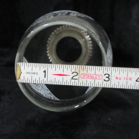 Vintage Etched Eagle Design Glass Oil Lamp Chimney - Picture 3 of 8